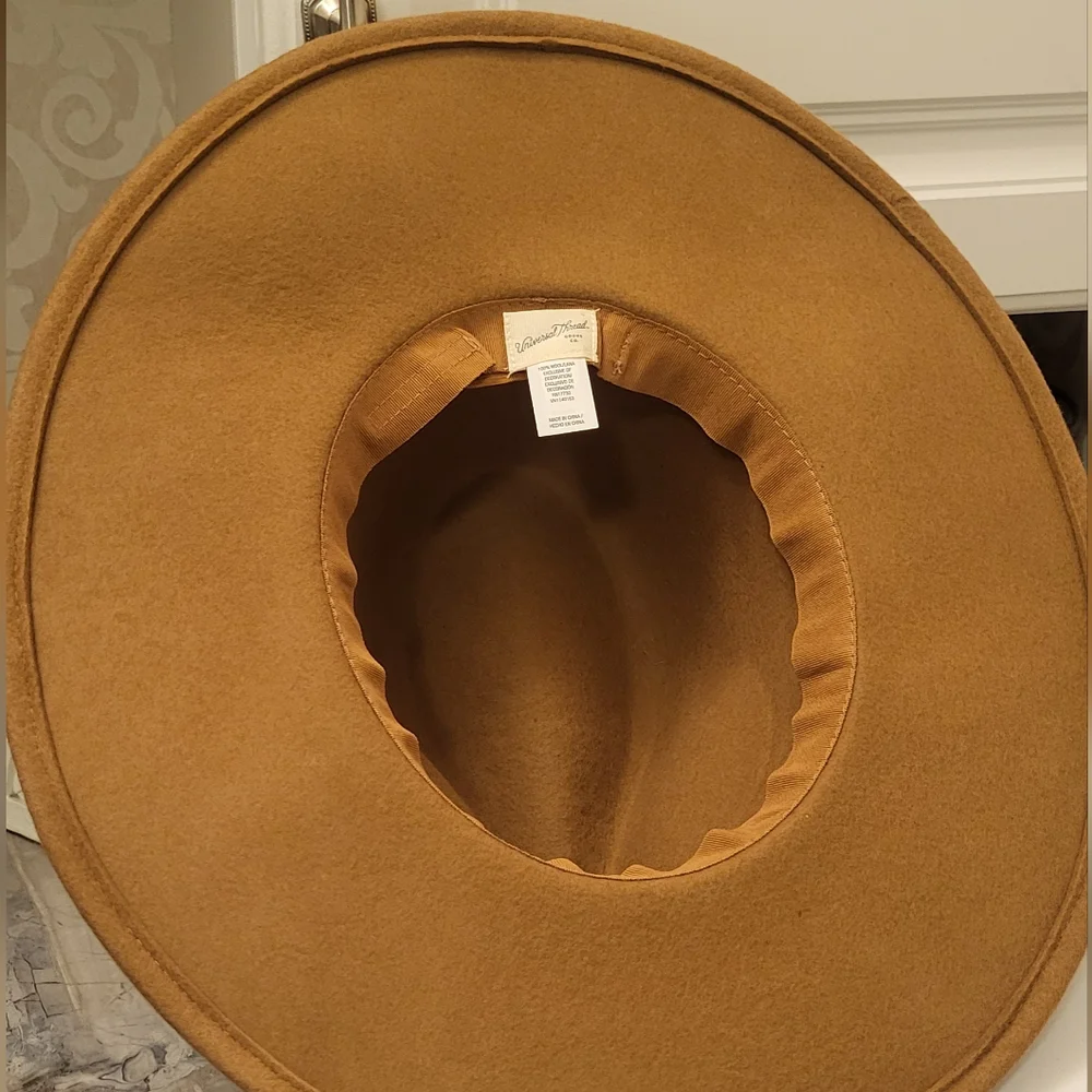 Universal Thread Tan Wool Hat - Picture 5 of 6